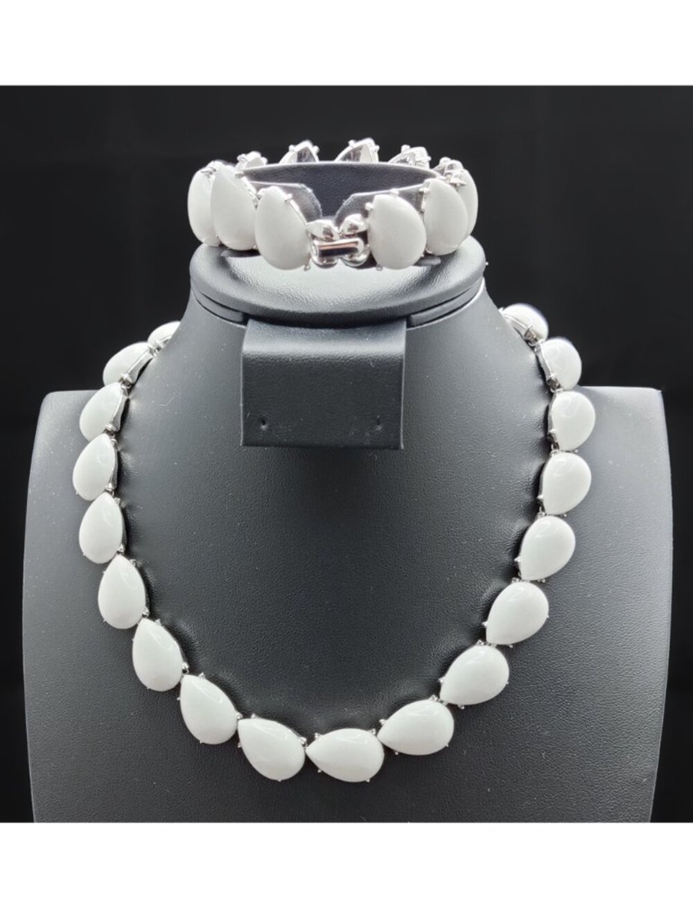 VTG Signed 50s Crown Trifari Silver White Thermoset Choker Necklace & Bracelet